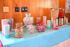 MI16 - THE MERCER ISLAND SWEET SIXTEEN